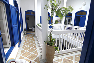 [Riad internal balcony on first floor]
