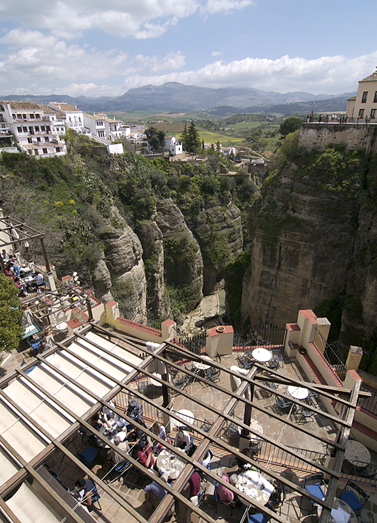 [Ronda bridge left view]