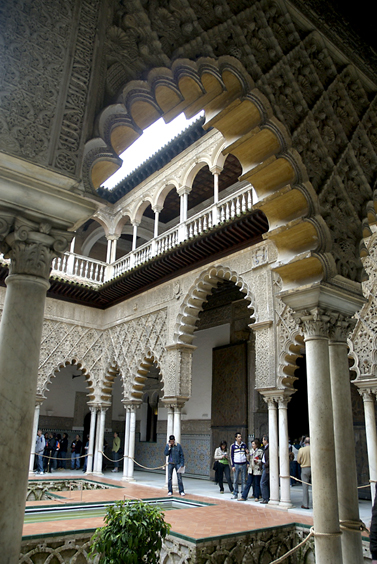 [Patio de las Doncellas]